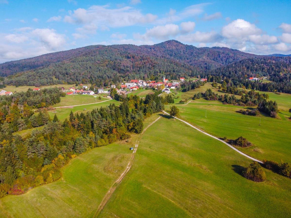 Notranjska Hisa - Traditional Country House, Close To The World Attraction Cerknica Lake Villa Begunje pri Cerknici Exterior photo